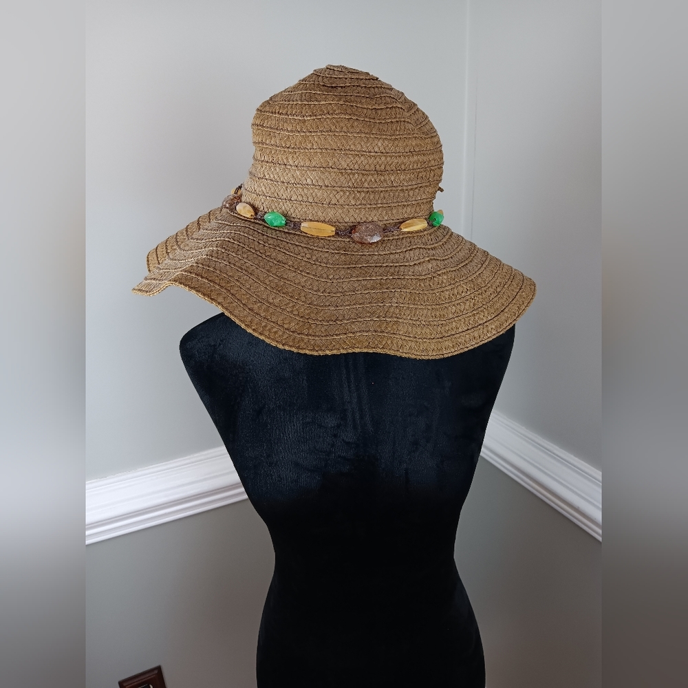 Jeweled sun hat - Picture 2 of 5